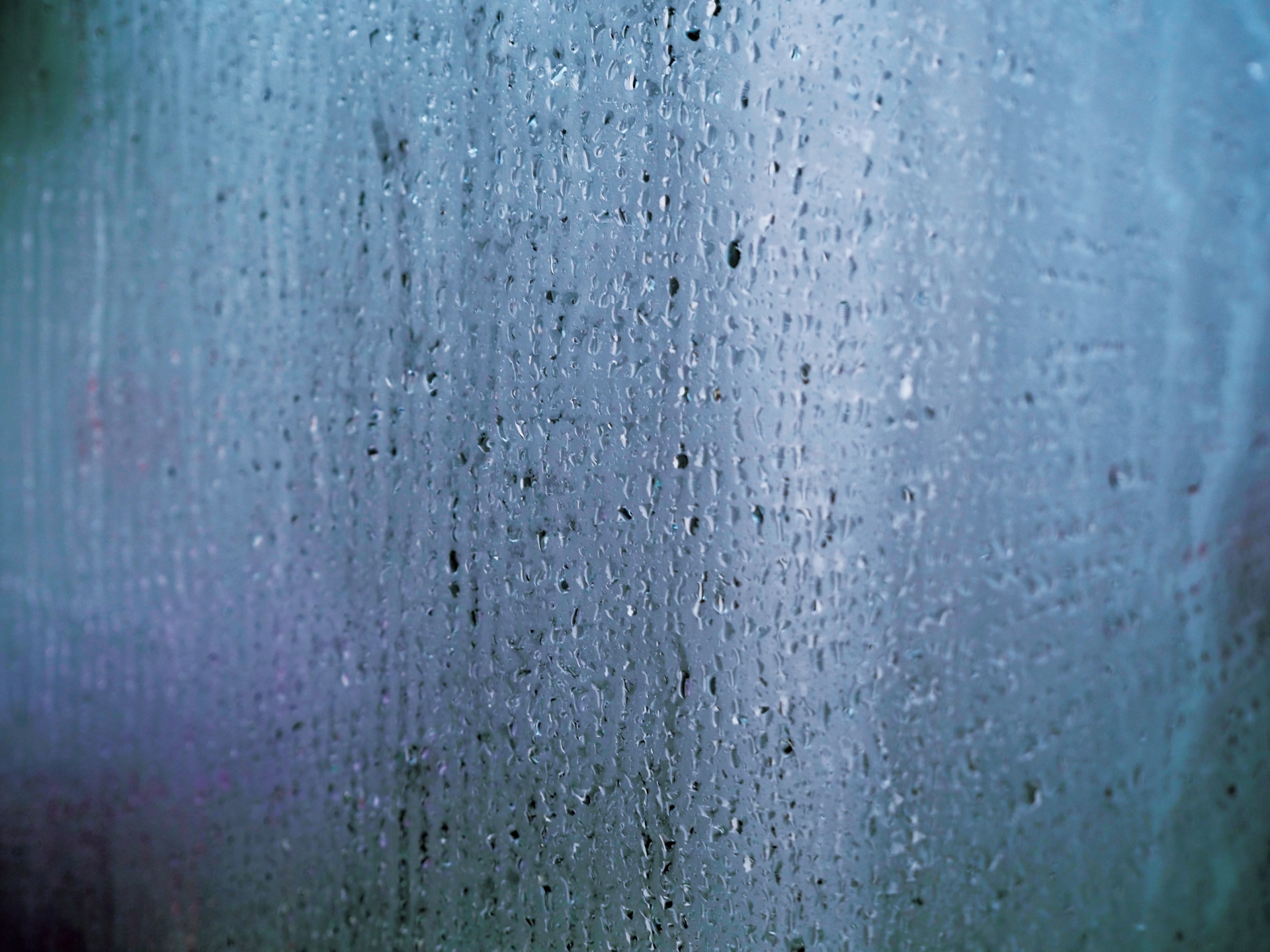 鏡の水アカ除去