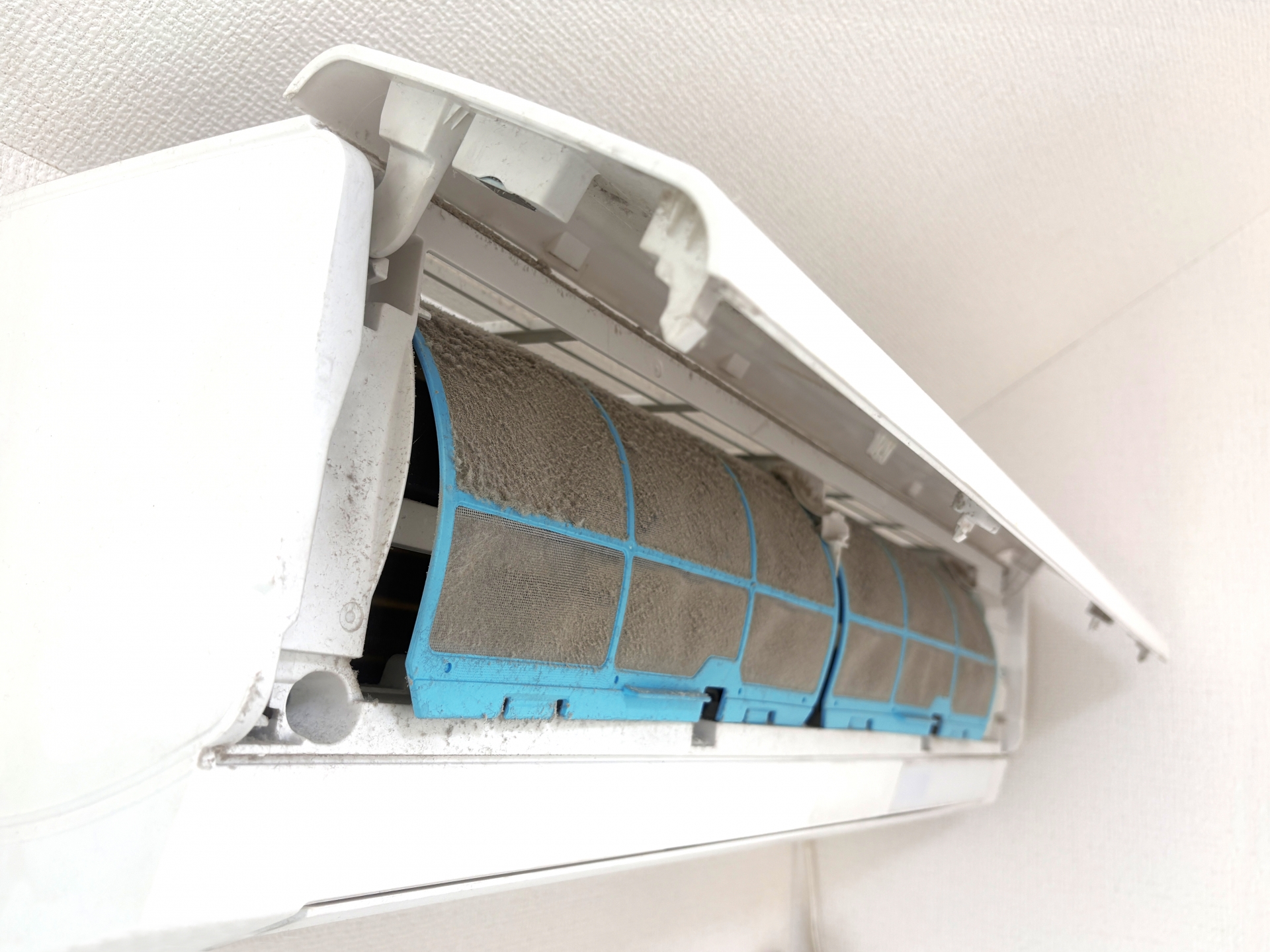 エアコンの臭いイメージ